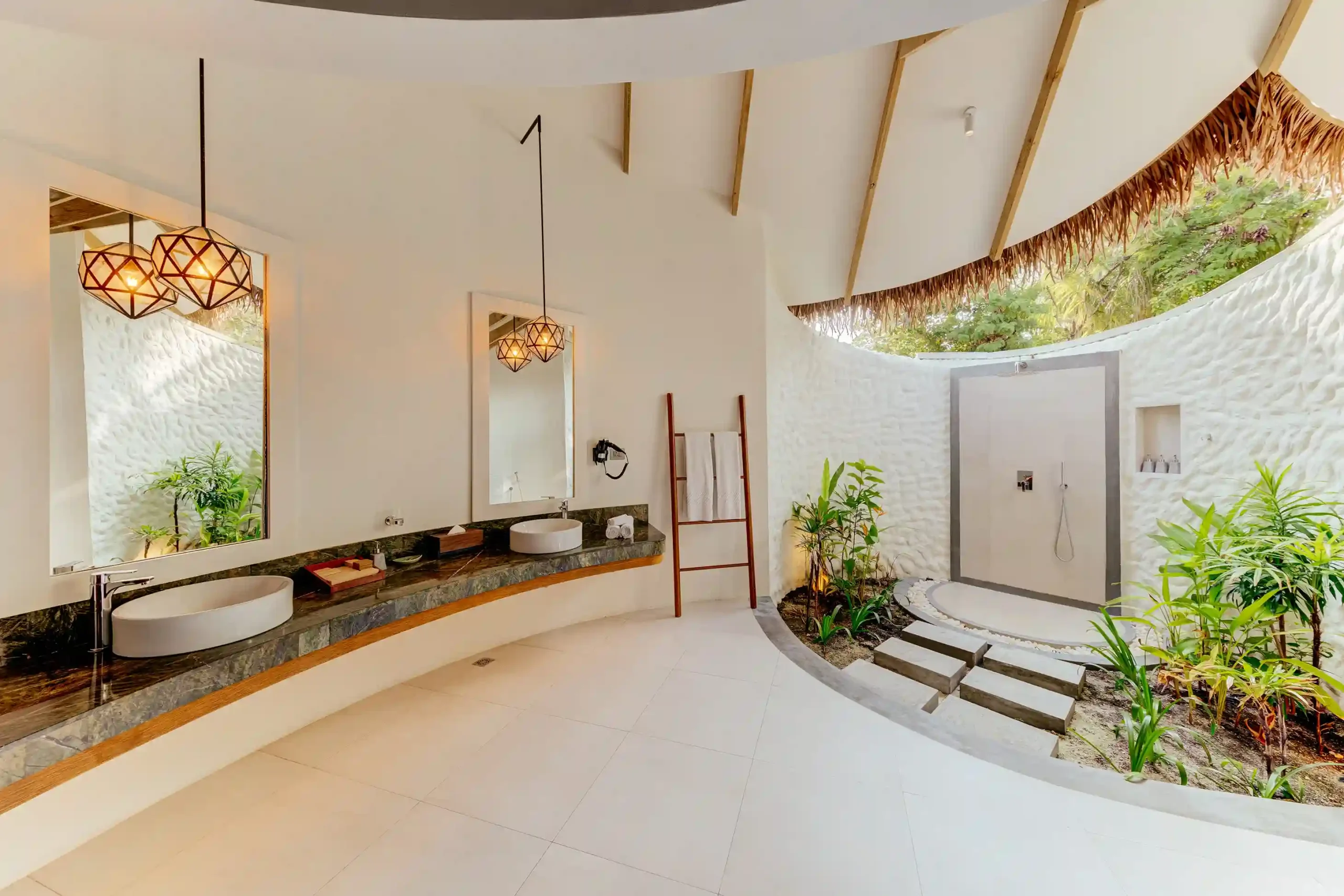 Beach Suite with Pool