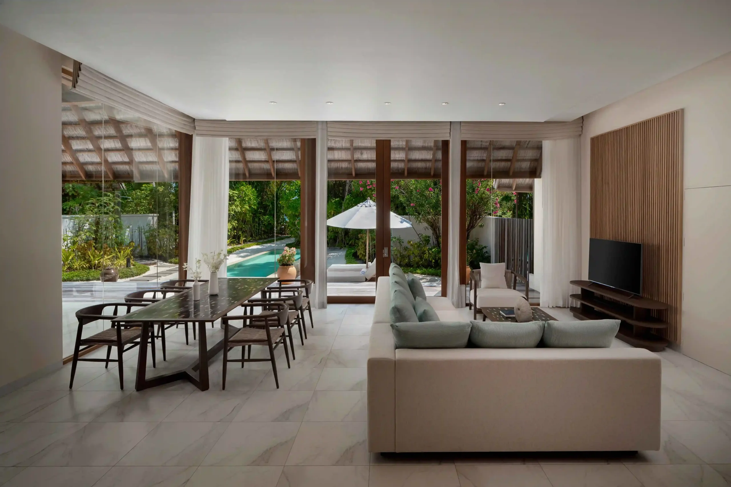 Three Bedroom Beach Suite with Pool