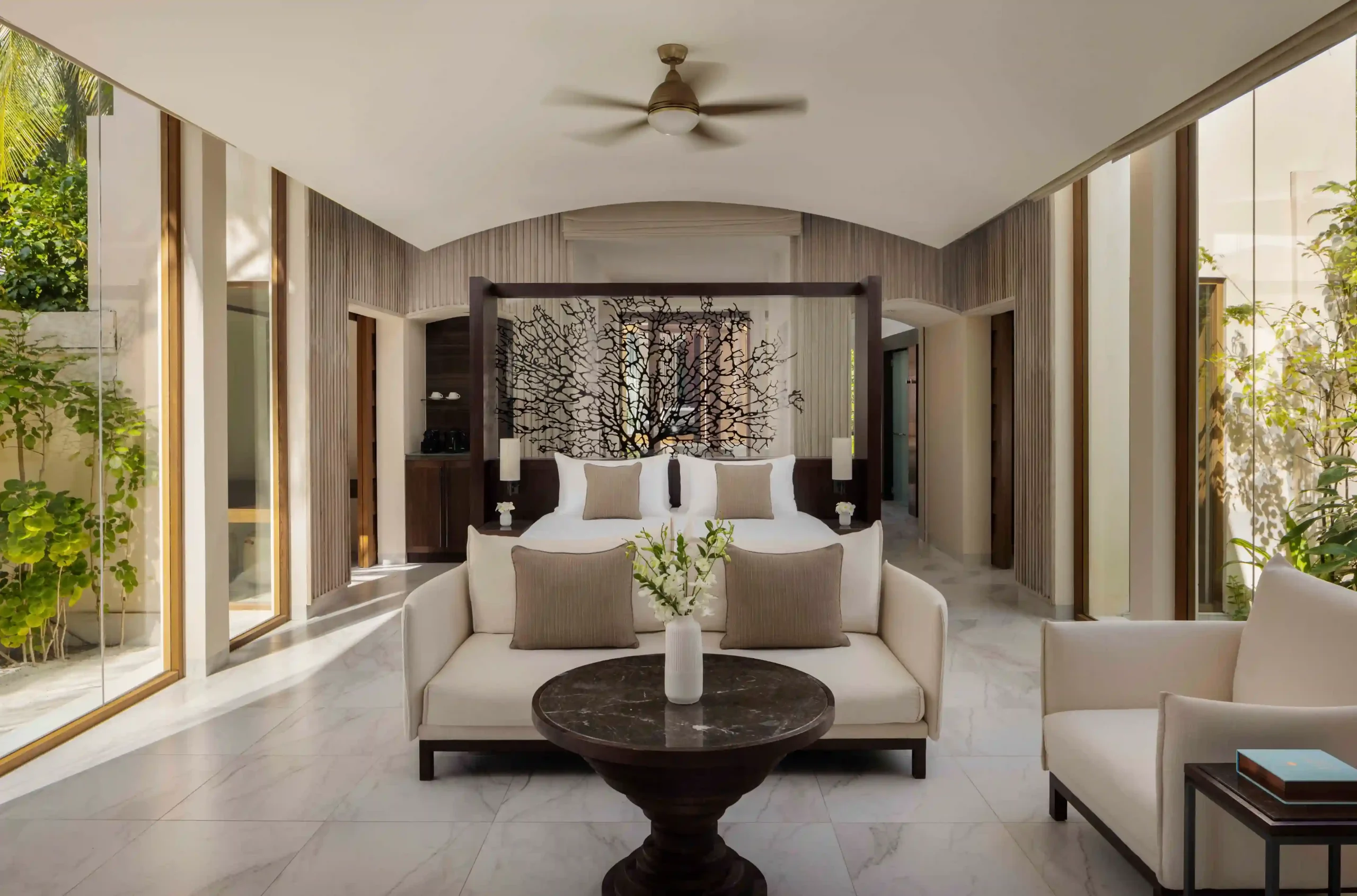 DELUXE BEACH VILLA WITH POOL