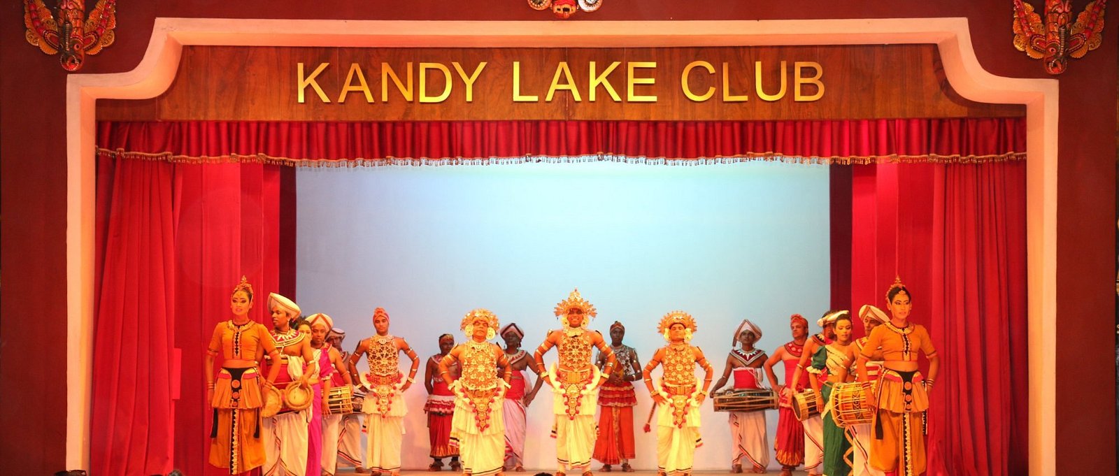 Kandyan-Cultural-Dance