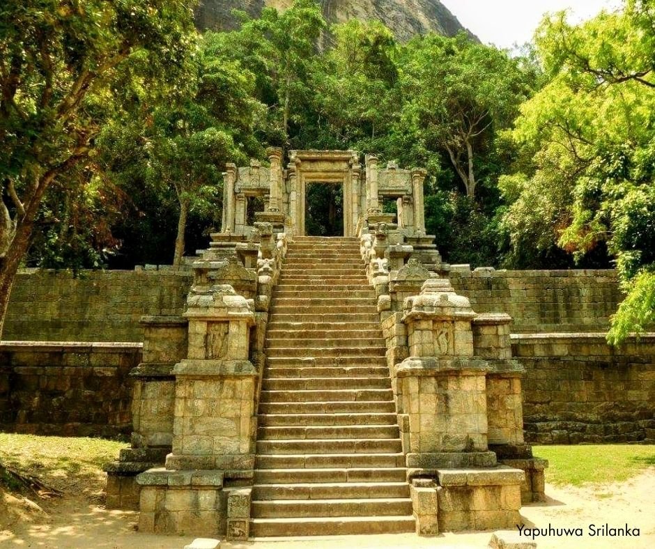 Yapuhuwa Srilanka